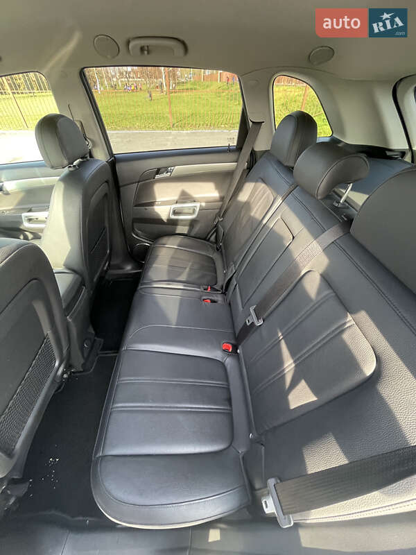 Позашляховик / Кросовер Opel Antara 2014 в Луцьку