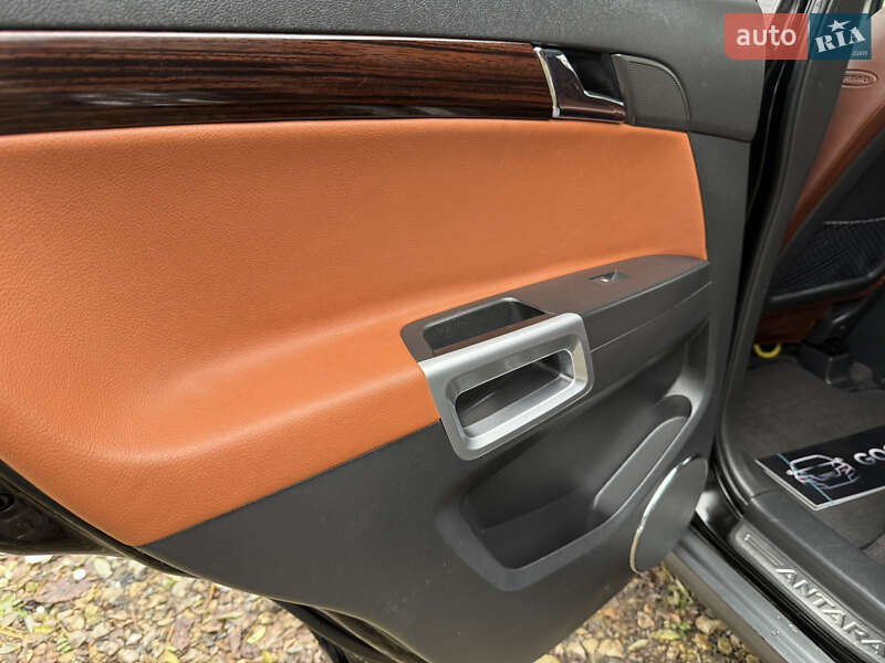 Позашляховик / Кросовер Opel Antara 2007 в Івано-Франківську