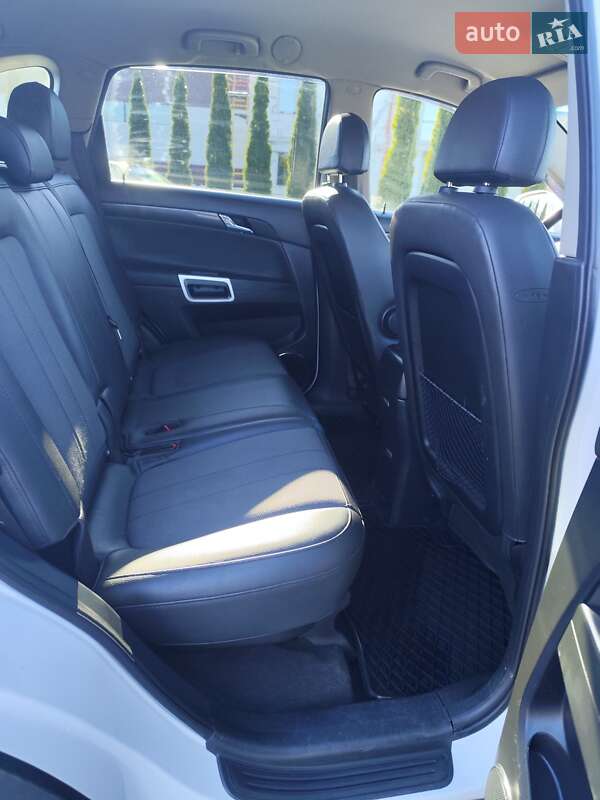 Внедорожник / Кроссовер Opel Antara 2009 в Надворной