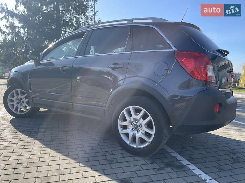 Позашляховик / Кросовер Opel Antara 2013 в Луцьку