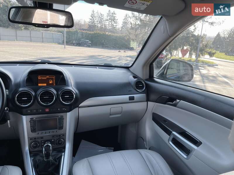 Позашляховик / Кросовер Opel Antara 2016 в Луцьку