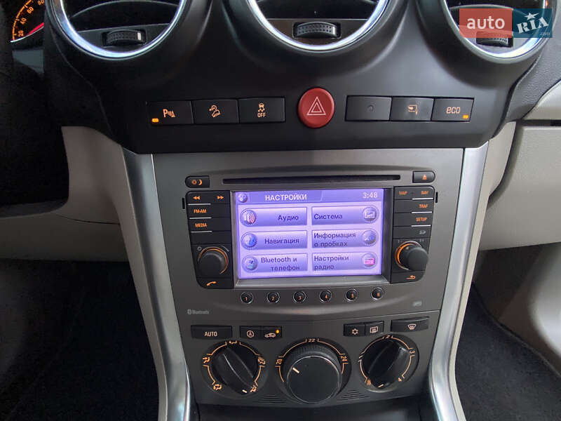 Внедорожник / Кроссовер Opel Antara 2013 в Луцке