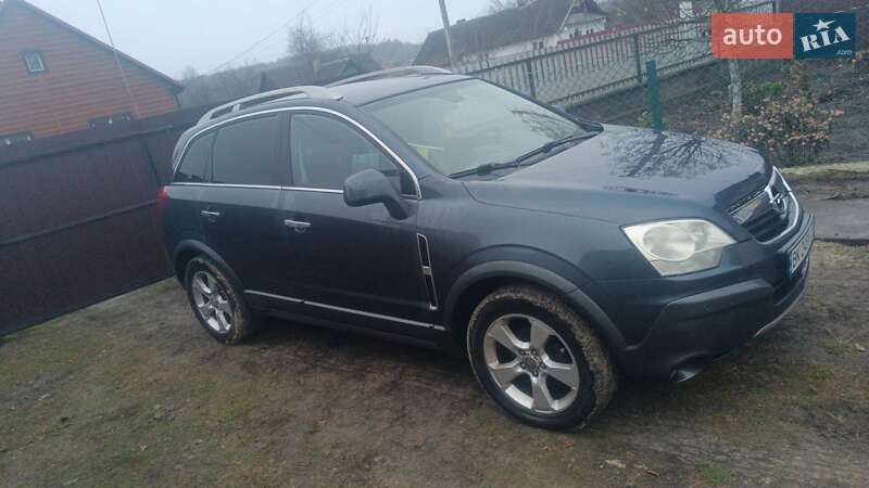 Внедорожник / Кроссовер Opel Antara 2007 в Сарнах