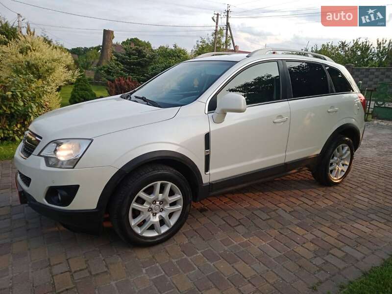 Внедорожник / Кроссовер Opel Antara 2012 в Ровно