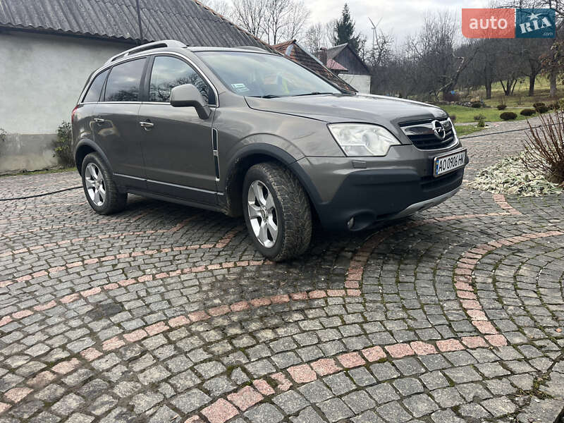 Внедорожник / Кроссовер Opel Antara 2007 в Воловце