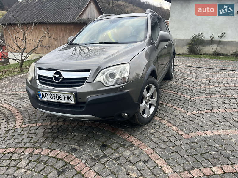 Внедорожник / Кроссовер Opel Antara 2007 в Воловце