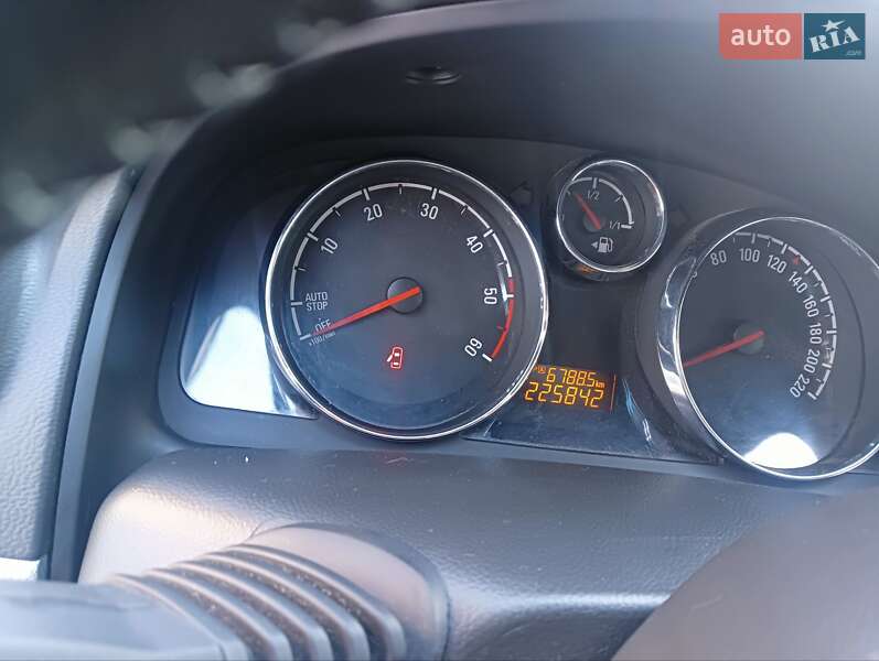 Внедорожник / Кроссовер Opel Antara 2013 в Городенке