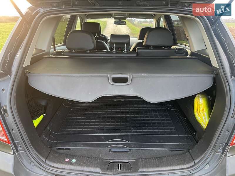 Внедорожник / Кроссовер Opel Antara 2013 в Черновцах