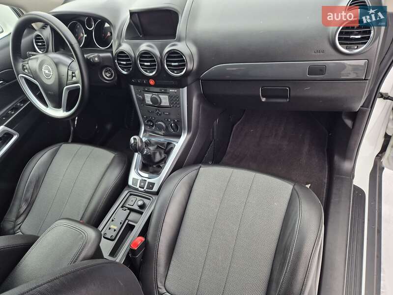 Внедорожник / Кроссовер Opel Antara 2011 в Харькове