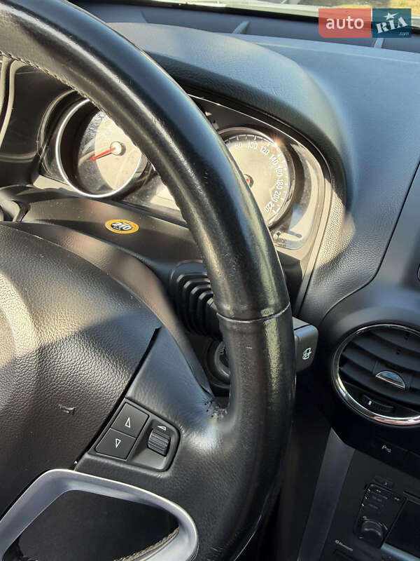 Внедорожник / Кроссовер Opel Antara 2015 в Ковеле фото 7 Внедорожник / Кроссовер Opel Antara 2015 в Ковеле