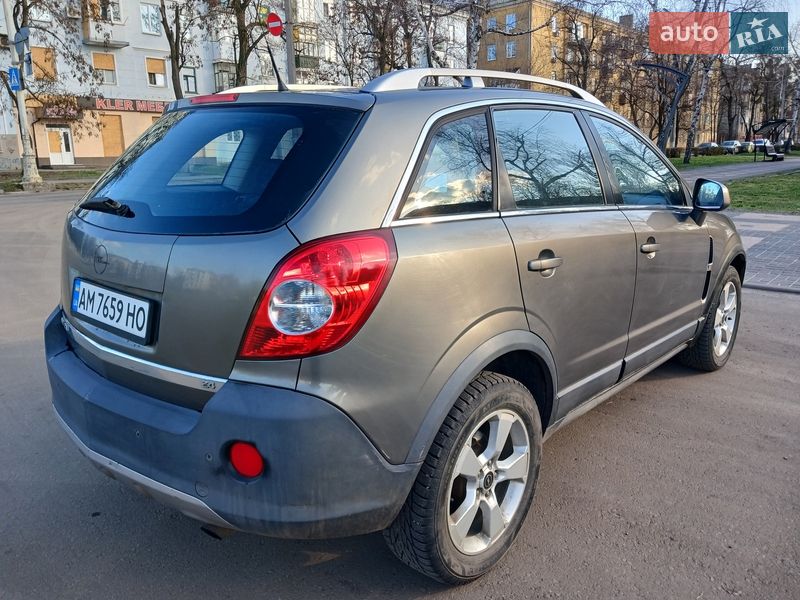 Позашляховик / Кросовер Opel Antara 2006 в Павлограді