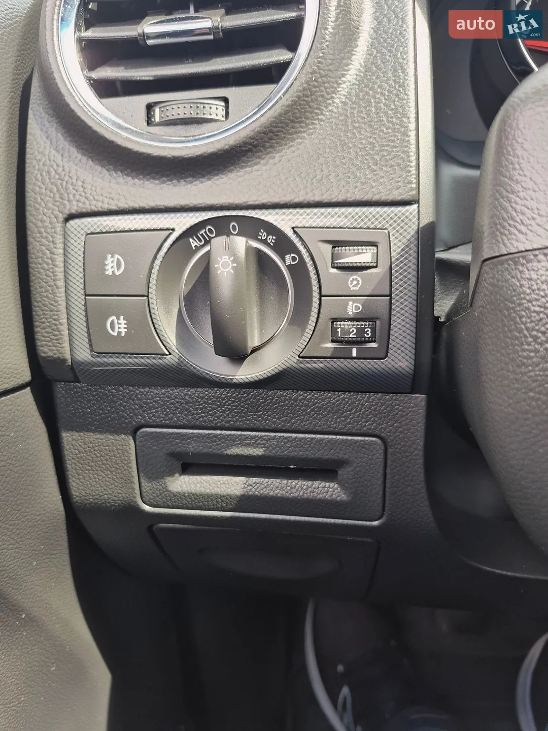 2013 Opel Antara - мініатюра 16