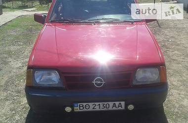 Седан Opel Ascona 1985 в Тернополе