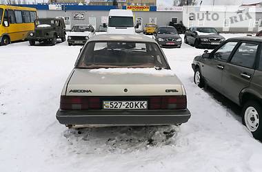 Седан Opel Ascona 1987 в Белой Церкви