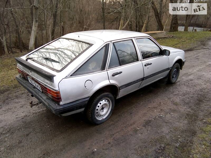 Хэтчбек Opel Ascona 1984 в Немирове