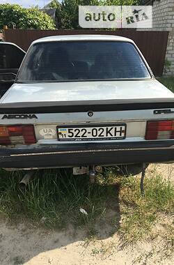 Седан Opel Ascona 1983 в Малине