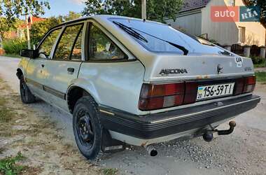 Хетчбек Opel Ascona 1987 в Кременці