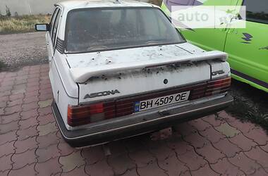 Седан Opel Ascona 1986 в Одесі