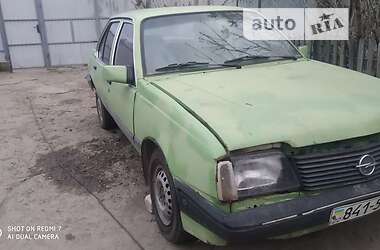 Седан Opel Ascona 1984 в Херсоні