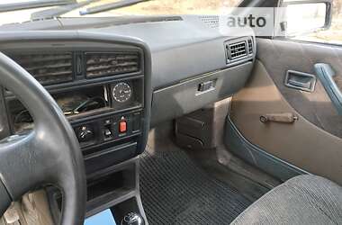 Седан Opel Ascona 1986 в 
