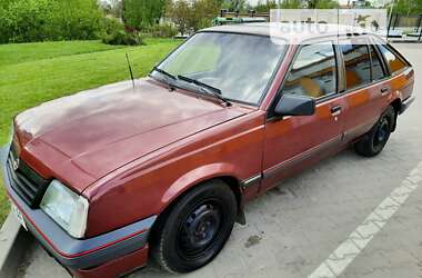Хэтчбек Opel Ascona 1988 в 