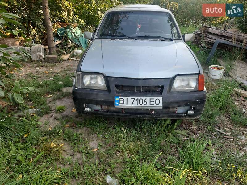 Седан Opel Ascona 1988 в Полтаве