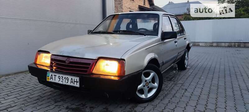 Седан Opel Ascona 1987 в Коломые