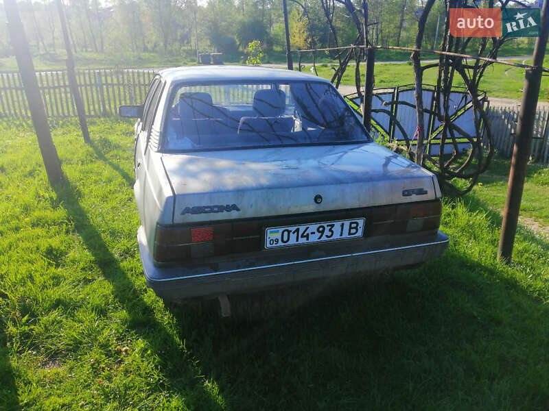 Седан Opel Ascona 1986 в Калуше