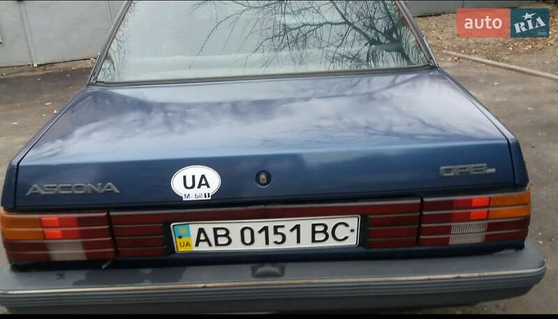 Седан Opel Ascona 1988 в Вінниці