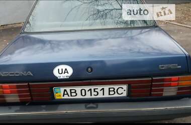 Седан Opel Ascona 1988 в Виннице