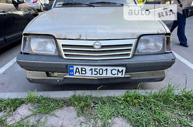 Седан Opel Ascona 1987 в Калиновке