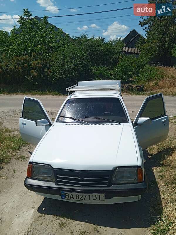 Opel Ascona 1987