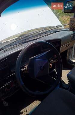Седан Opel Ascona 1987 в 
