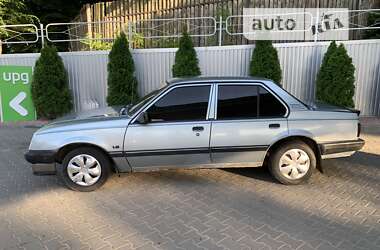 Седан Opel Ascona 1988 в Виннице