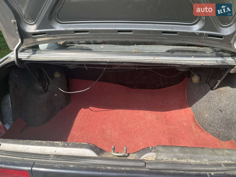 Седан Opel Ascona 1986 в Калуше