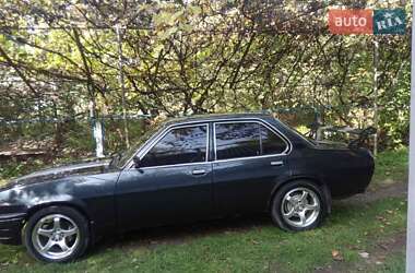 Седан Opel Ascona 1976 в 