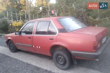 Седан Opel Ascona 1983 в Староконстантинове