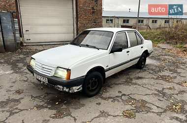 Седан Opel Ascona 1988 в Червонограде