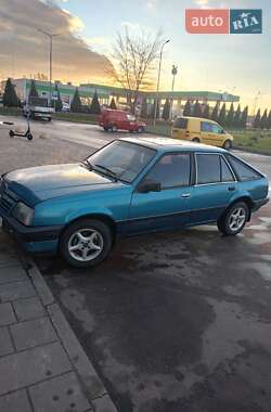 Хэтчбек Opel Ascona 1987 в Ковеле