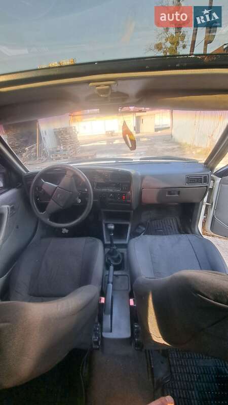Хетчбек Opel Ascona 1987 в Києві