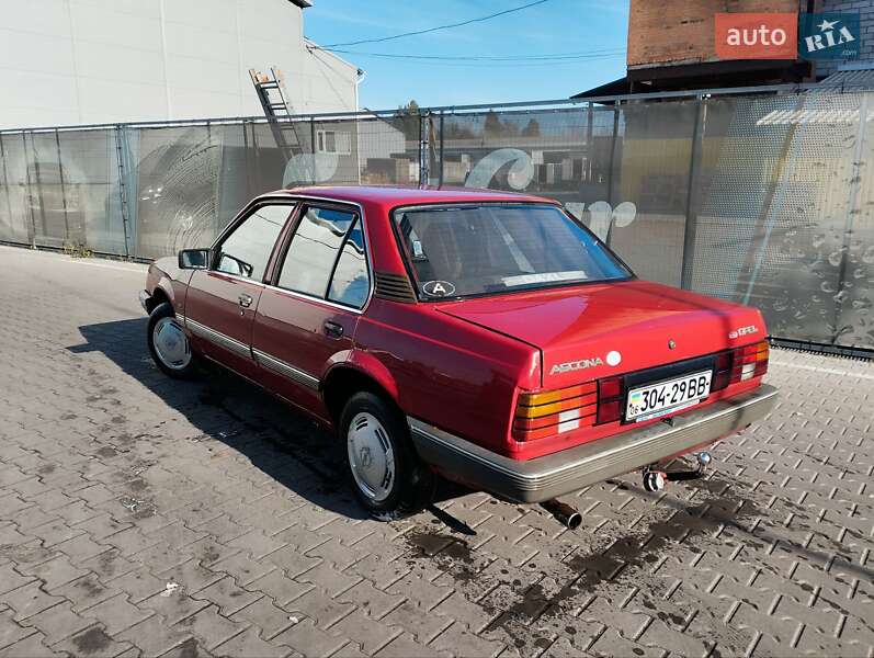 Седан Opel Ascona 1985 в Житомирі