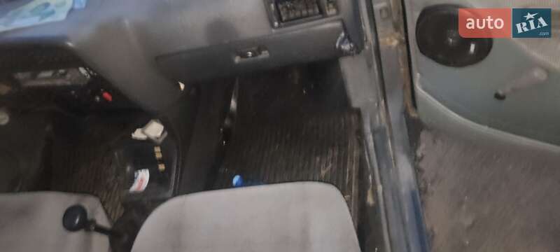 Хэтчбек Opel Ascona 1985 в Стебнику