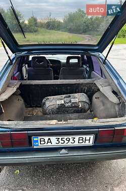 Хэтчбек Opel Ascona 1988 в 