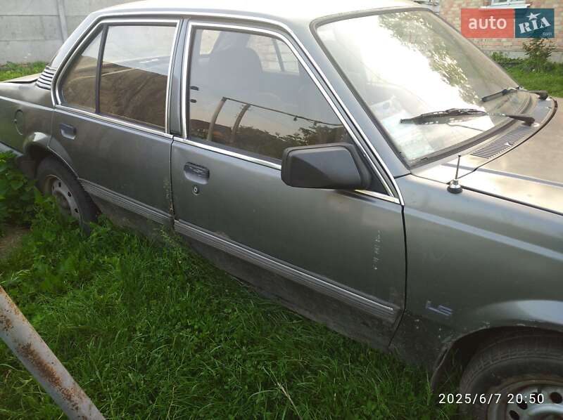 Opel Ascona 1987