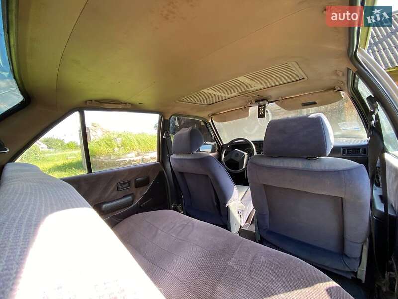 Седан Opel Ascona 1986 в Луцке фото 3 Седан Opel Ascona 1986 в Луцке