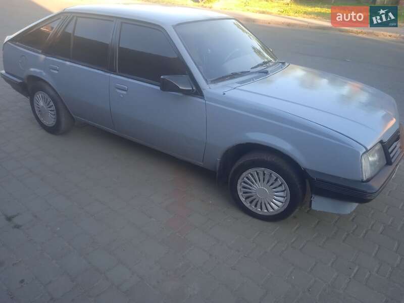 Opel Ascona 1987