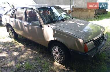 Хэтчбек Opel Ascona 1985 в Сторожинце