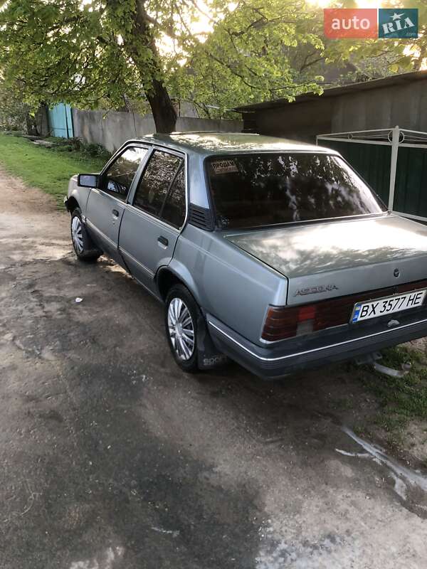 Седан Opel Ascona 1986 в 