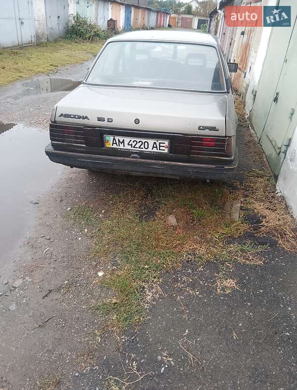 Седан Opel Ascona 1982 в Звягеле фото 3 Седан Opel Ascona 1982 в Звягеле