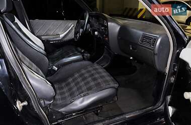 Хэтчбек Opel Ascona 1982 в 